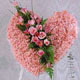 kalp pano karankil ve güller   Kocaeli hediye sevgilime hediye çiçek 