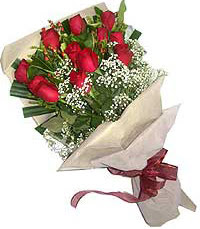 11 adet kirmizi güllerden özel buket  Kocaeli hediye sevgilime hediye çiçek 