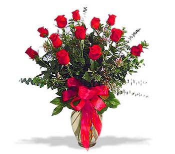 çiçek siparisi 11 adet kirmizi gül cam vazo  Kocaeli çiçek servisi , çiçekçi adresleri 
