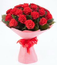 12 adet kırmızı gül buketi  Kocaeli uluslararası çiçek gönderme 